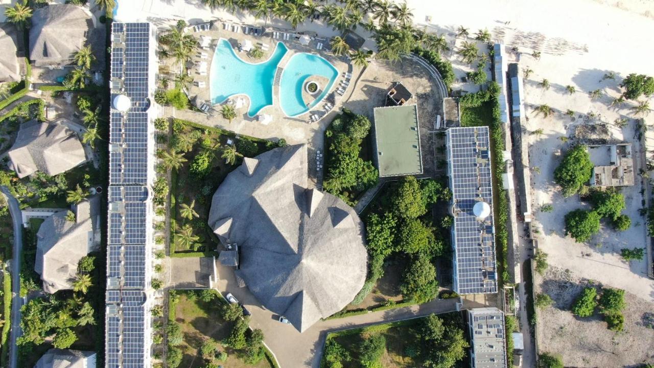 Twiga Beach Resort Watamu Exterior photo