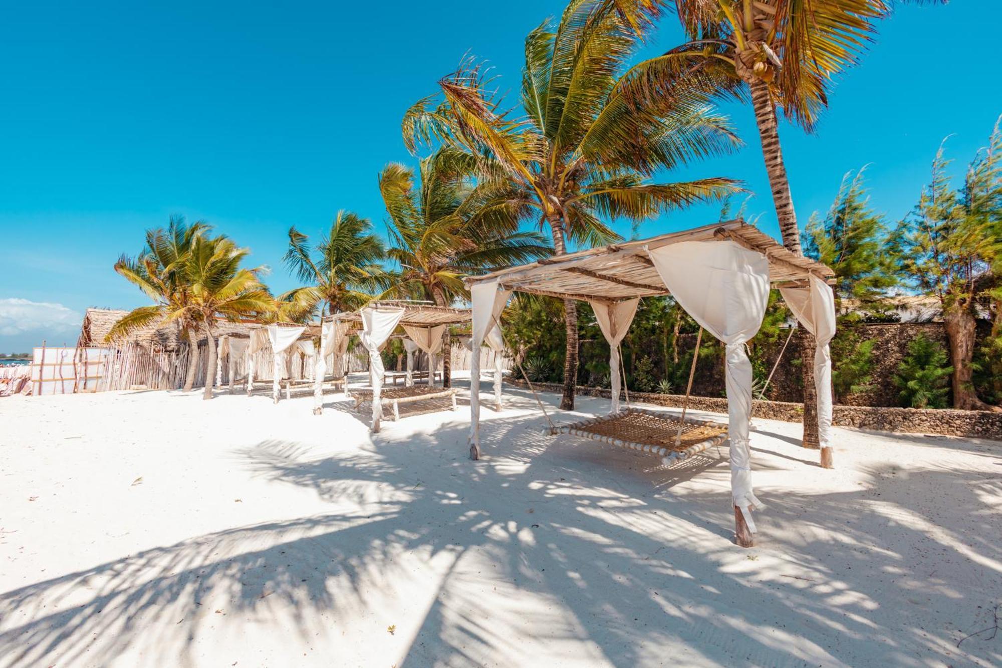Twiga Beach Resort Watamu Exterior photo