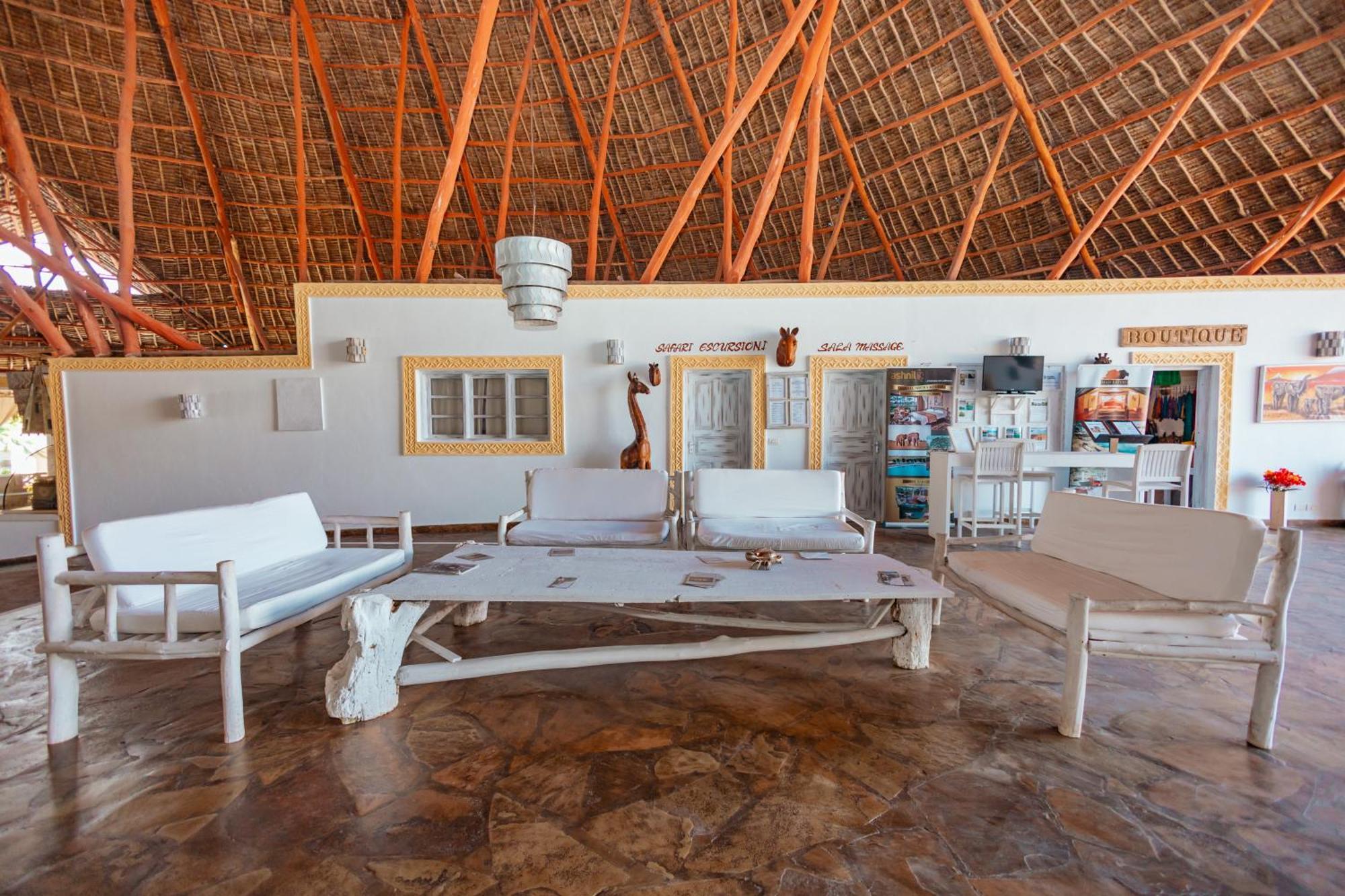 Twiga Beach Resort Watamu Exterior photo