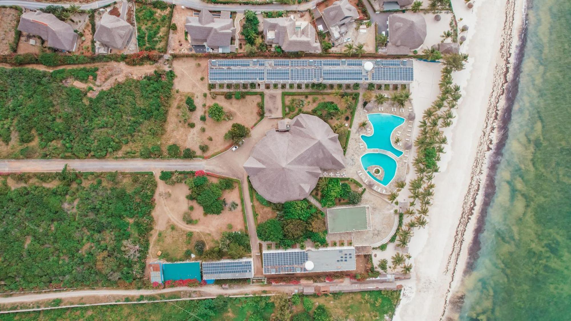 Twiga Beach Resort Watamu Exterior photo