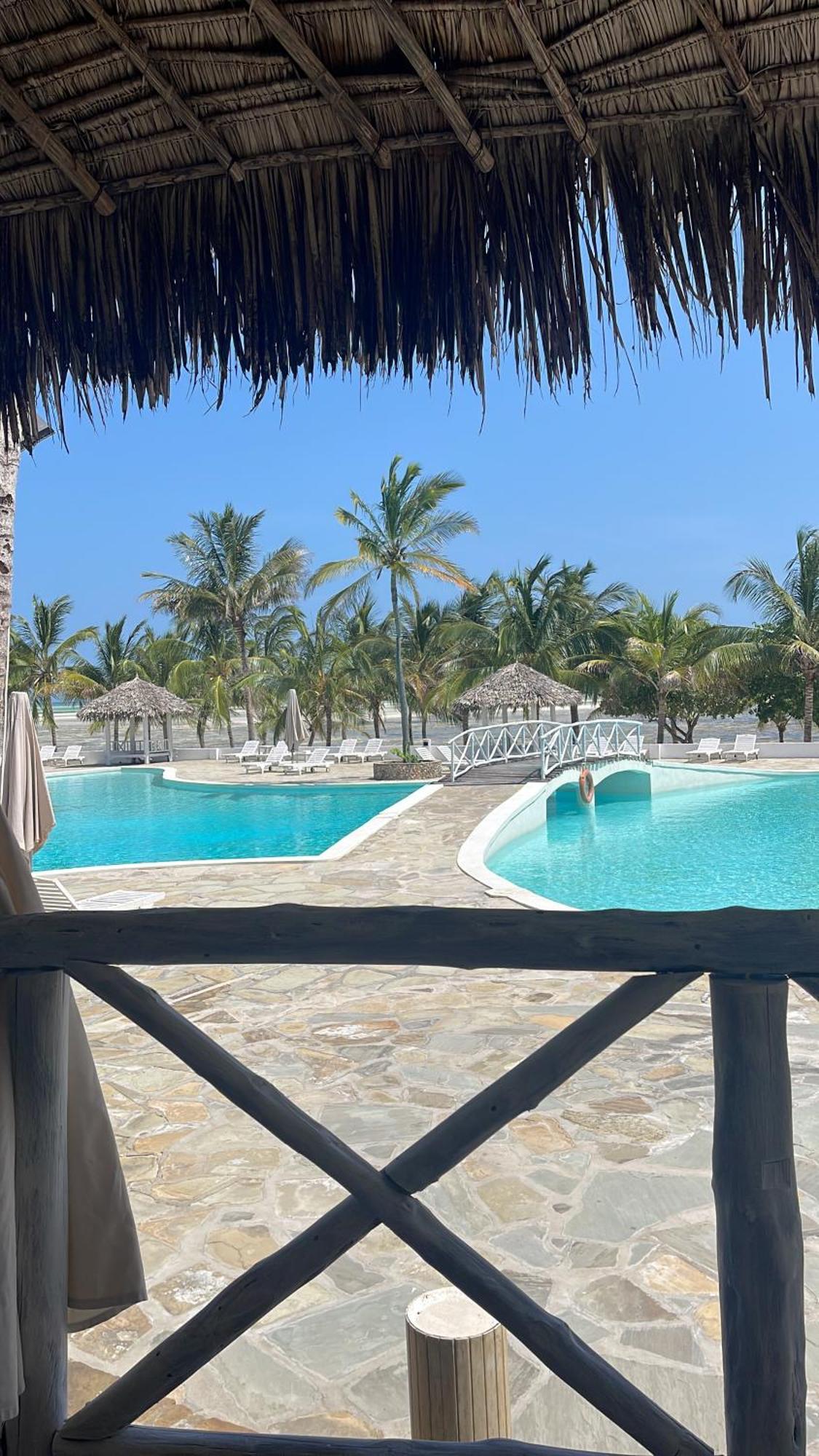 Twiga Beach Resort Watamu Exterior photo