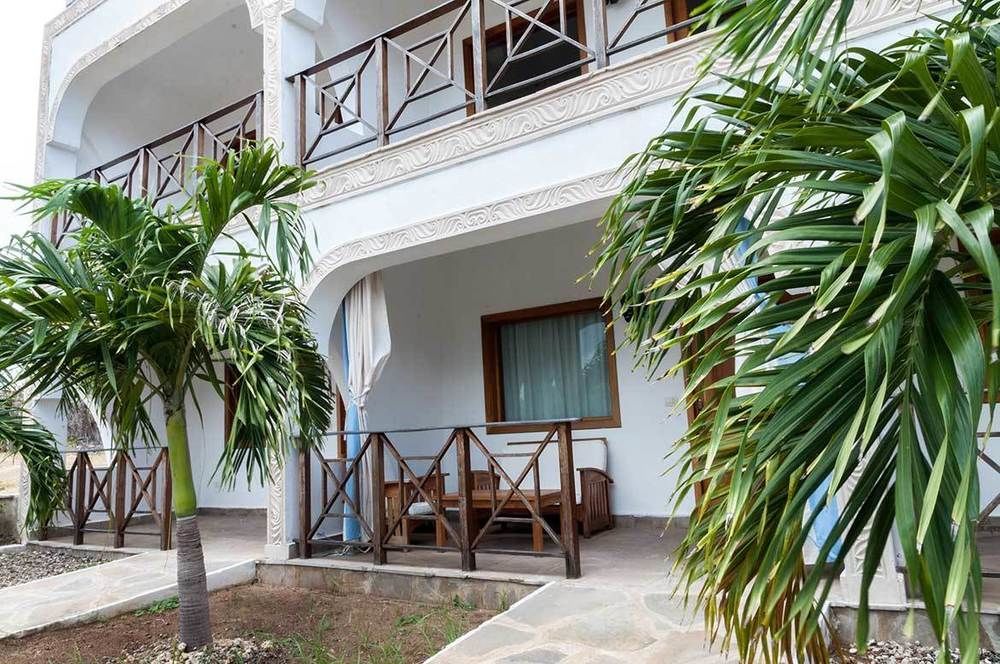 Twiga Beach Resort Watamu Exterior photo