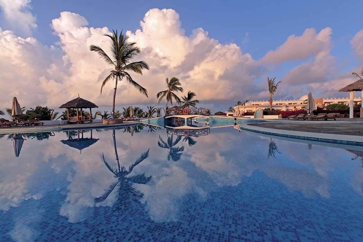 Twiga Beach Resort Watamu Exterior photo